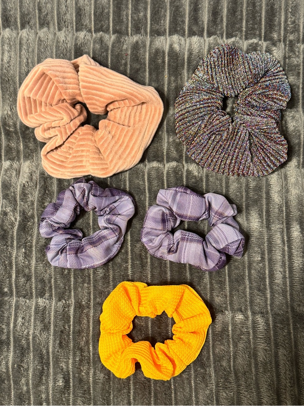 Set of 5 Women's Fashion Scrunchies - Peach, Multi, Lavender & Yellow